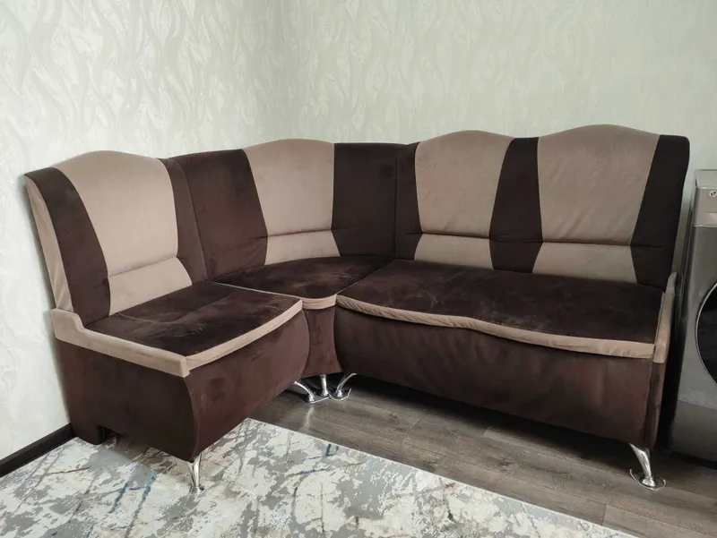 Продам мягкий кухонный уголок