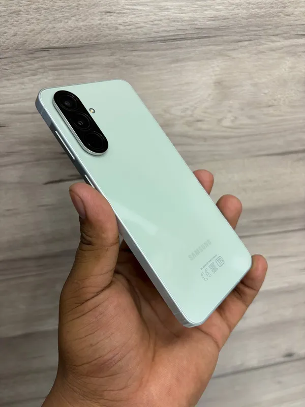 samsung a55 8/128 GB sotiladi — фото 1
