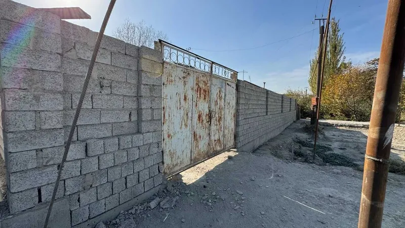 Саёхат Ер ховли Сотилади