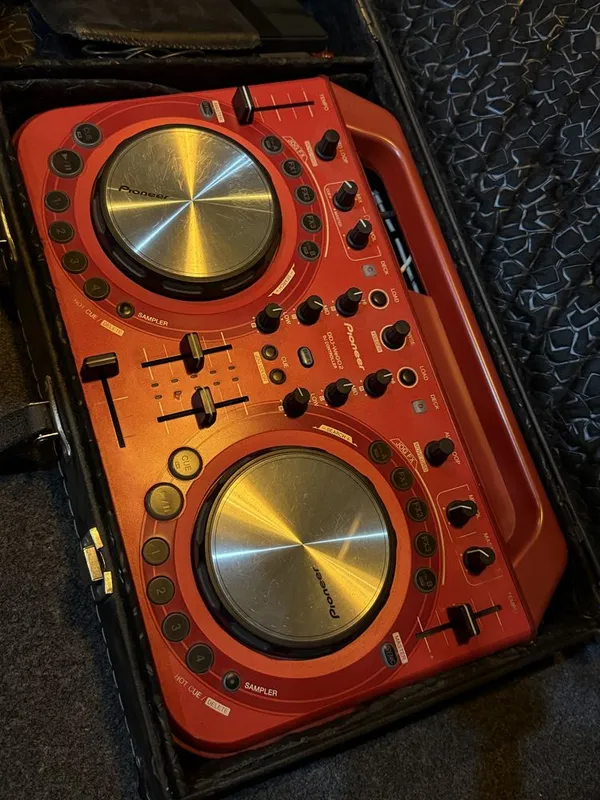 Pioneer DDJ-WeGO DJ controller sotiladi (ideal holatda)