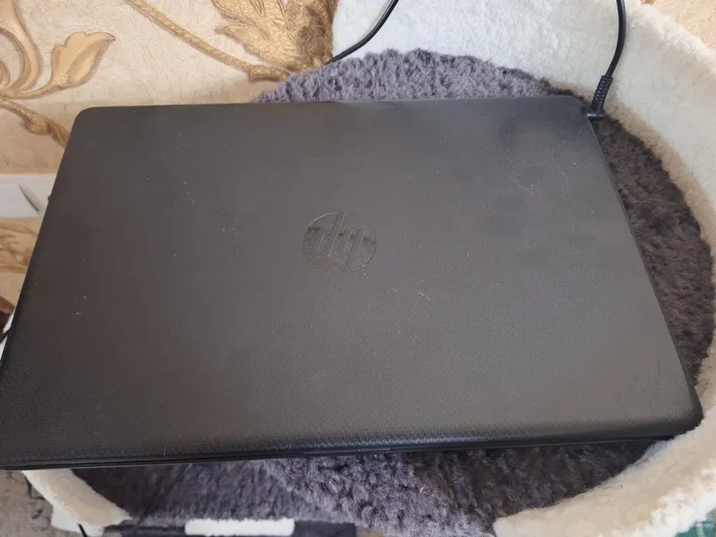 Продается ноутбук HP Laptop 15-dw 2 Продается ноутбук HP Laptop 15-dw 2