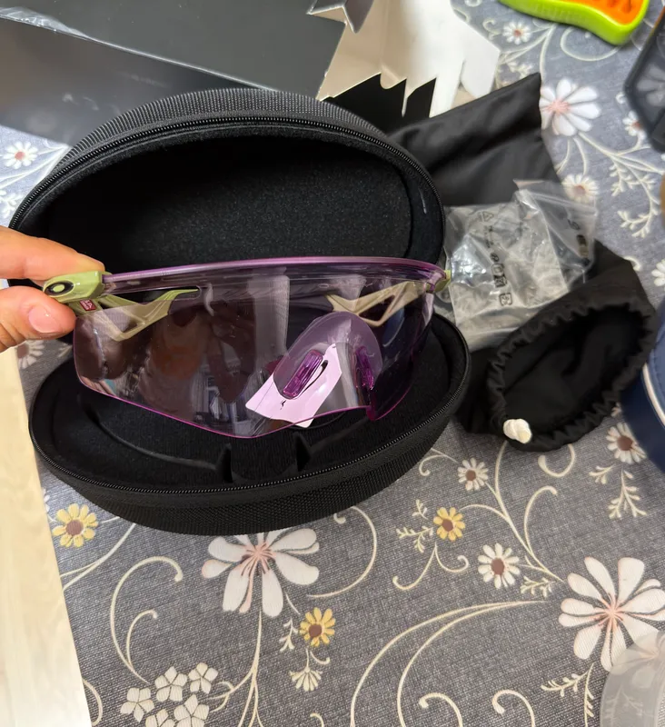 Oakley Kato QNTM 2