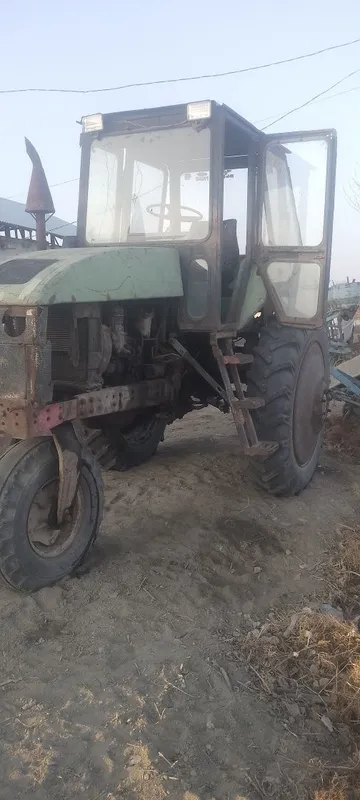 TTZ 80.11 traktor sotiladi 2005yil.
