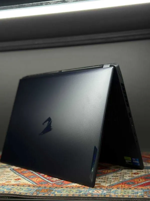 GIGABYTE Aorus 16X i7-14650HX/ D5-16GB/ 1TB/ RTX 4060/16.0 QHD 165Hz