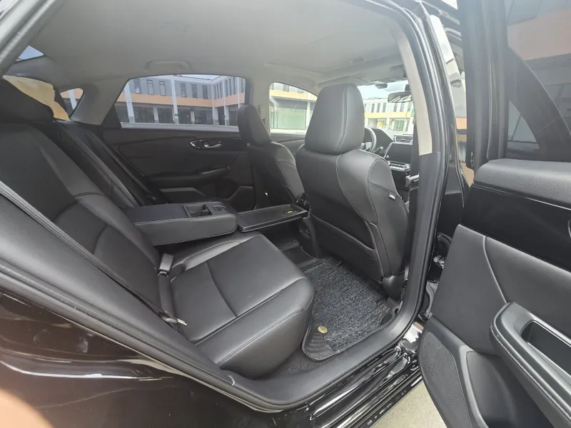 Honda Krayder kafoloti bilan 8 Honda Krayder kafoloti bilan 8