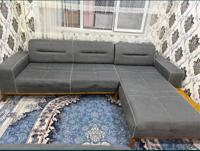 Диван в хорошем состоянии. 2
