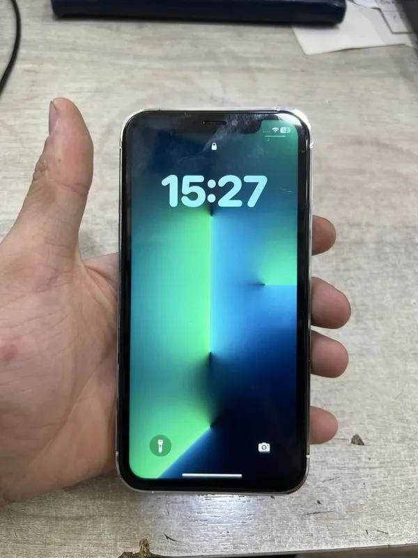 holati ideal phone xr 1