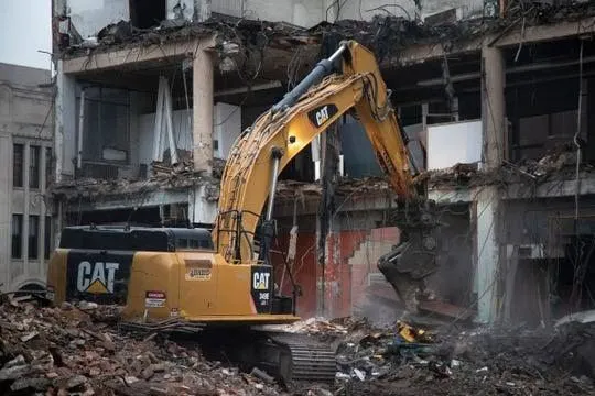 Бино ва иншоотларни бузиш. Уй бузиш. СНОС! — фото 1