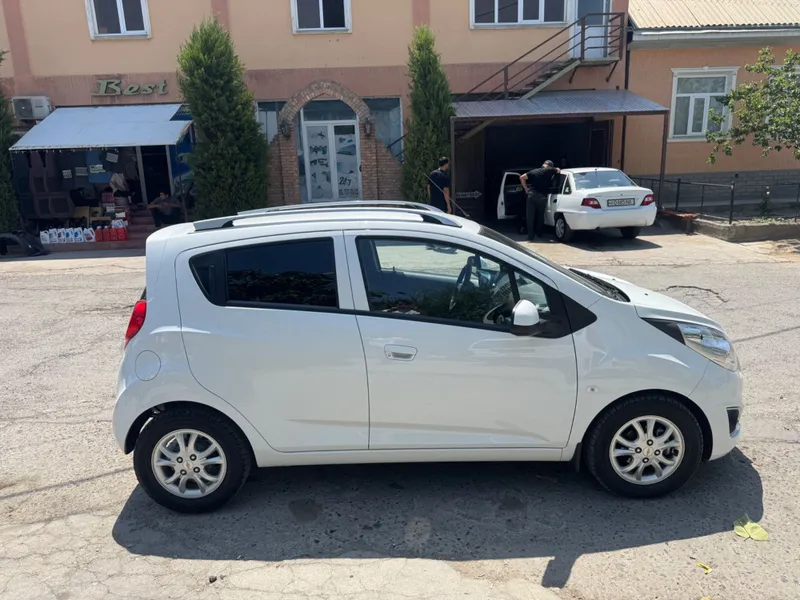 Chevrolet Spark avtomat 4