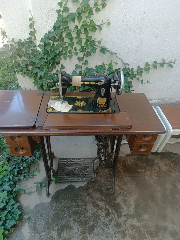 продам швейная машинка бу 3