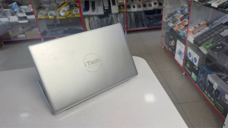 Itech office noutbuk seleron N4000 8/256ssd holati zor — фото 4