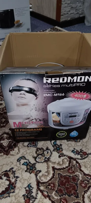 Продам мультиварку Rebmonb 1 Продам мультиварку Rebmonb 1
