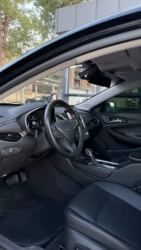 Malibu XL сотилади 6