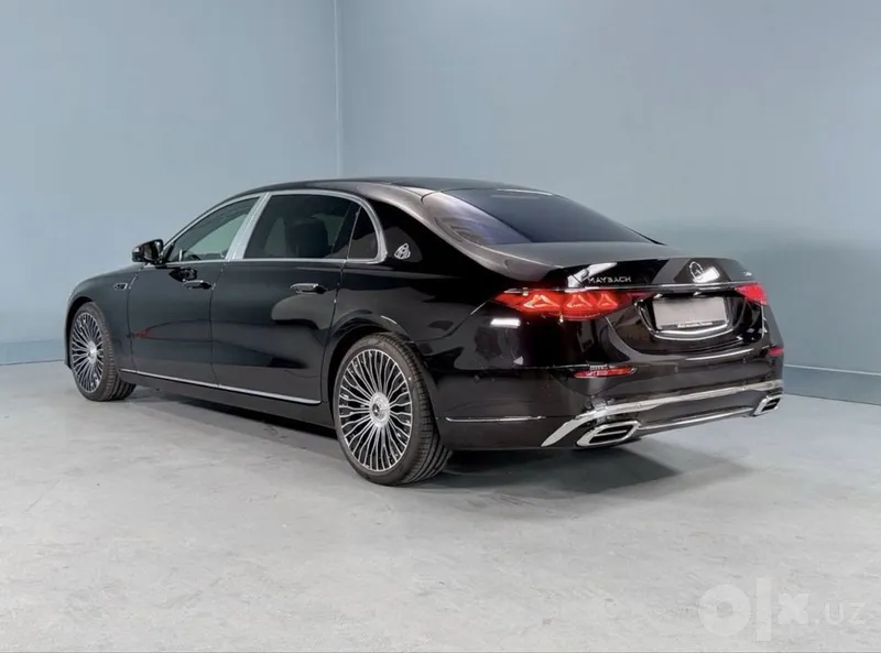 Mercedes-Maybach S680 Long 2027 4 Mercedes-Maybach S680 Long 2027 4