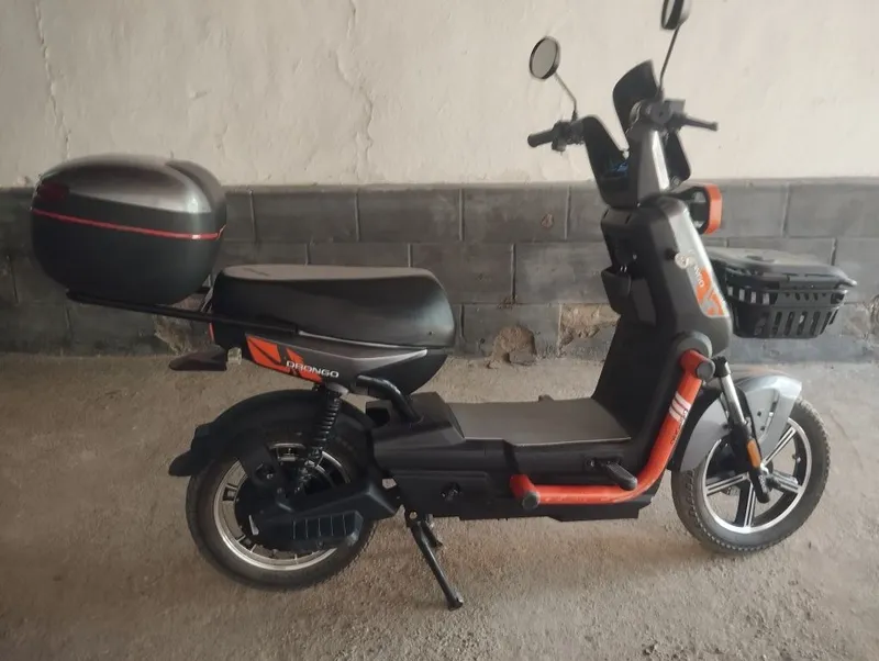 Skuter sotiladi holati ideal tafsilotlar hammasi rasmda ko'rsatilgan 4