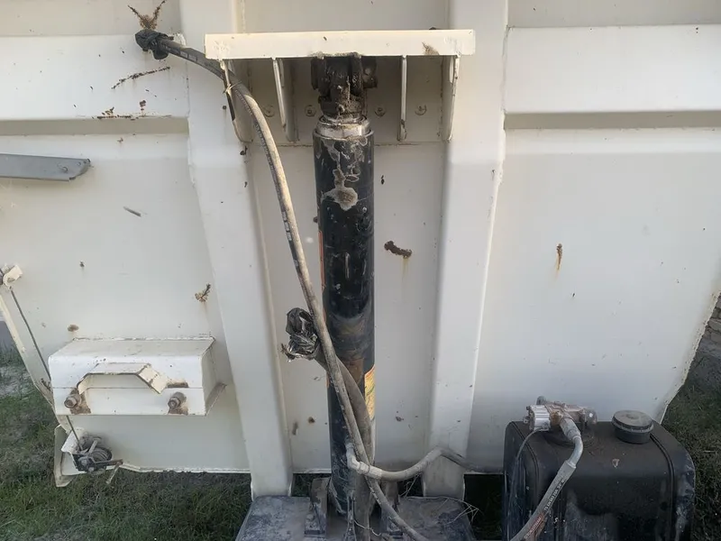 Kamaz samasual Kuzuv sotiladi 20 kuba 1