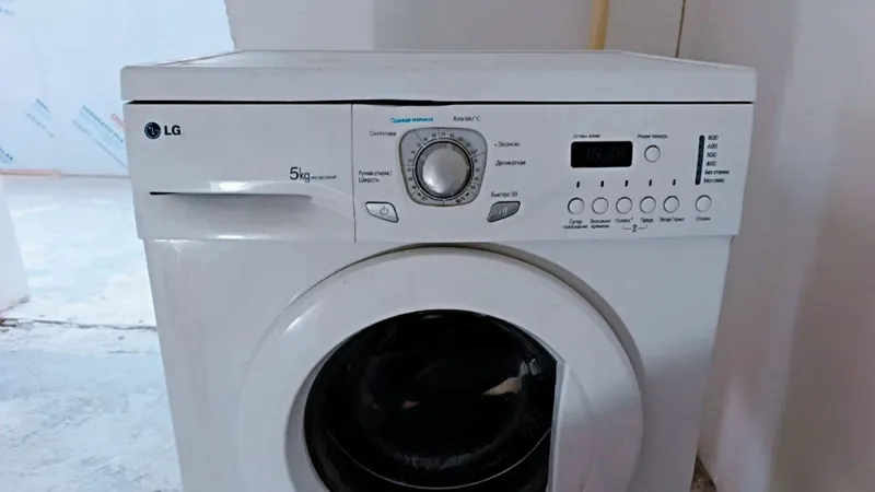 Стиральная машина LG, 5 кг 1 Стиральная машина LG, 5 кг 1
