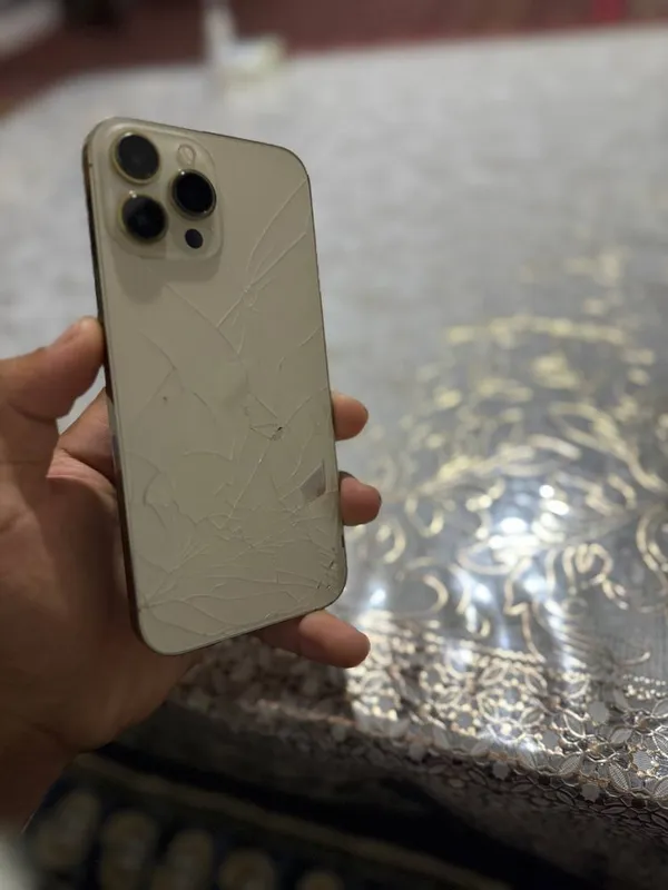 Iphone 13 pro max gold svet 90 emkost — фото 2