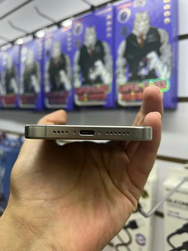 Iphone 15 pro max 86/256 e-sim — фото 2