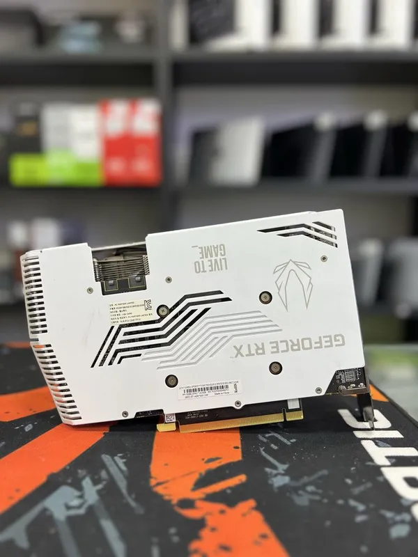 ZOTAC Gaming GeForce RTX 3070 Twin Edge OC White 8GB 3 ZOTAC Gaming GeForce RTX 3070 Twin Edge OC White 8GB 3