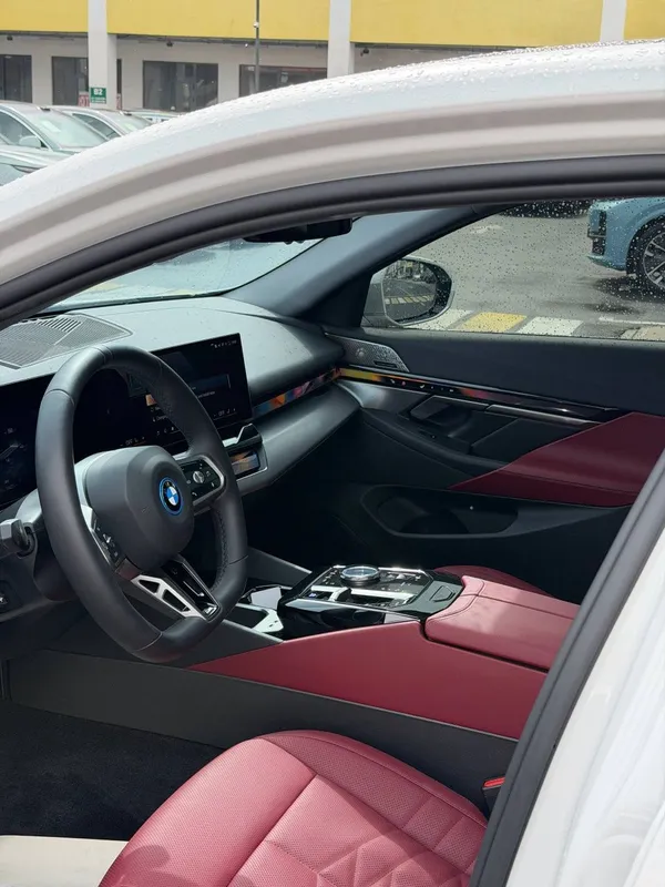 BMW I5 35L srochna — фото 1