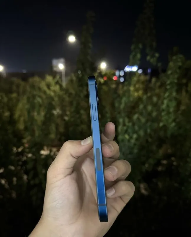 IPhone 12, идеальное состояние, 128 ГБ 2 IPhone 12, идеальное состояние, 128 ГБ 2