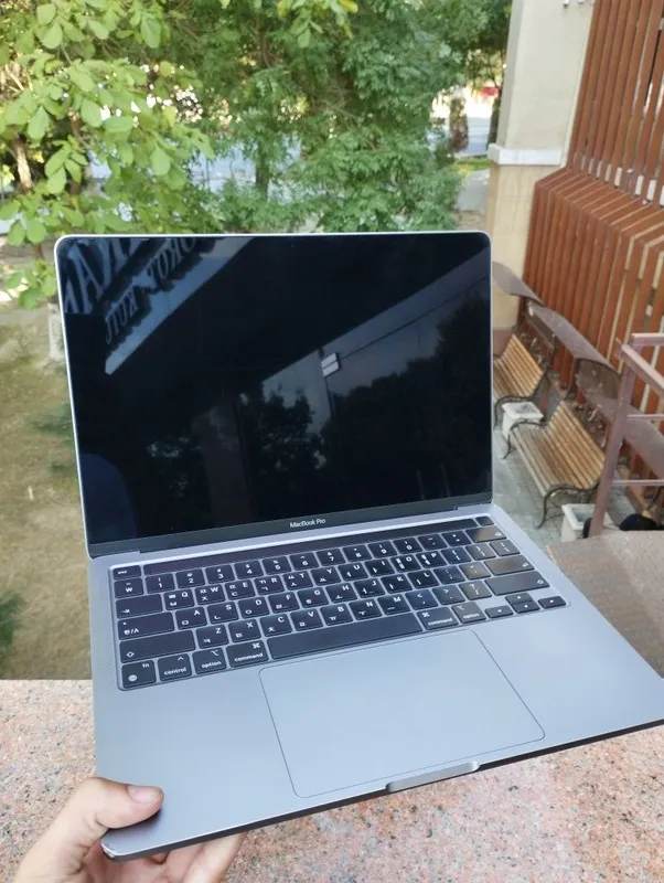 Macbook Pro M2 13 Inches 2022 — фото 1
