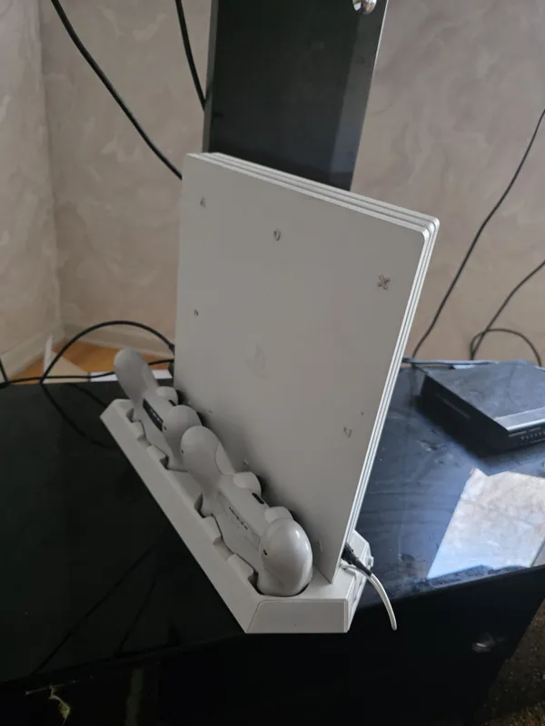 Playstation 4 pro 6.72 — фото 1