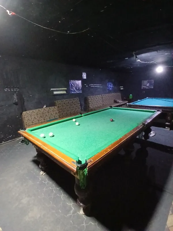 Billiard stol yaxshi xolatda 5 Billiard stol yaxshi xolatda 5