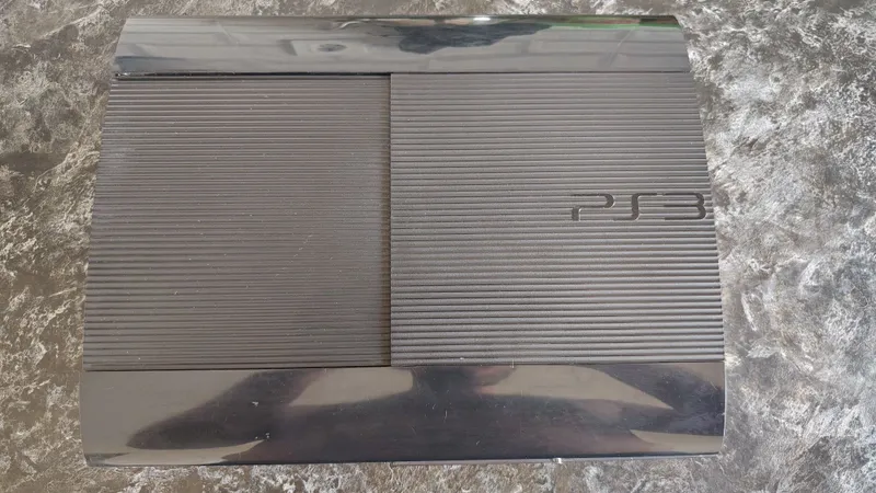 Playstation 3 Super Slim 1 Playstation 3 Super Slim 1