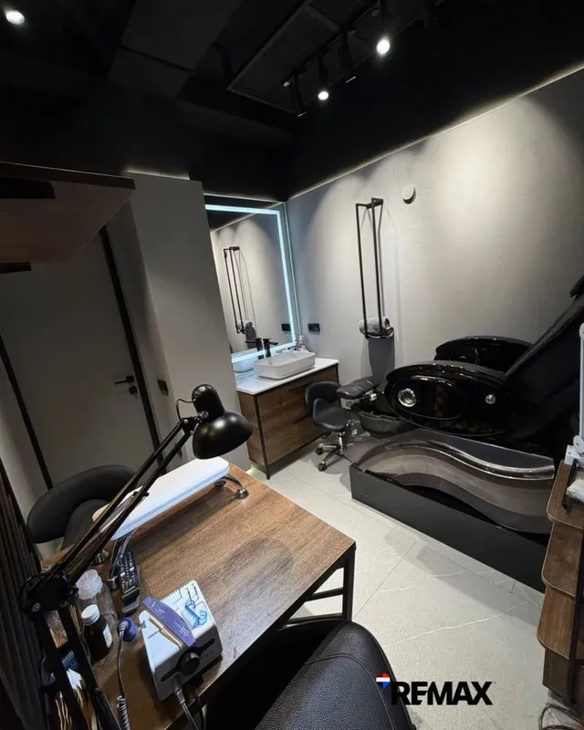 Продается или сдается barbershop в Мирзо-Улугбекском районе — фото 1