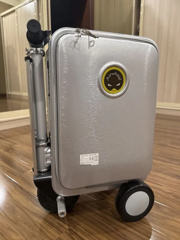 Airwheel SE3S Чемодан-самокат премиум-класса — фото 2