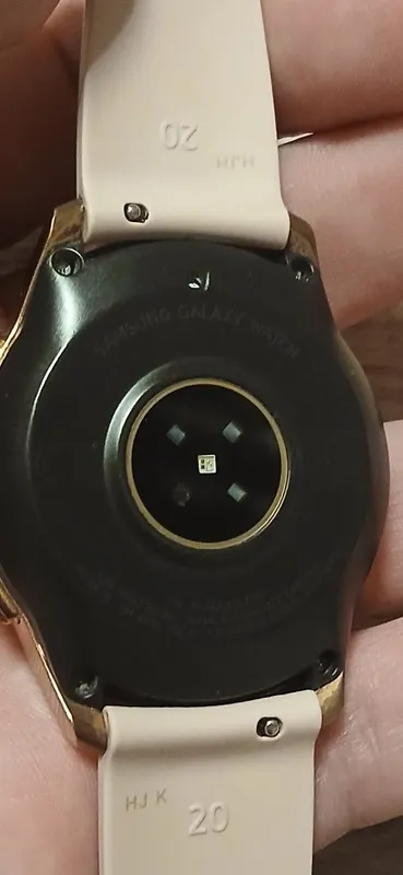 Galaxy Watch 42mm Gold rose 4 Galaxy Watch 42mm Gold rose 4