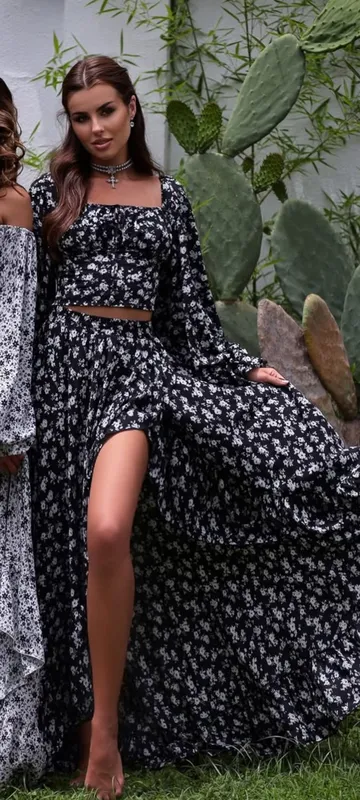 VIKI LAMPONE. Top va uzun yubka, M/L o‘lcham 1 VIKI LAMPONE. Top va uzun yubka, M/L o‘lcham 1