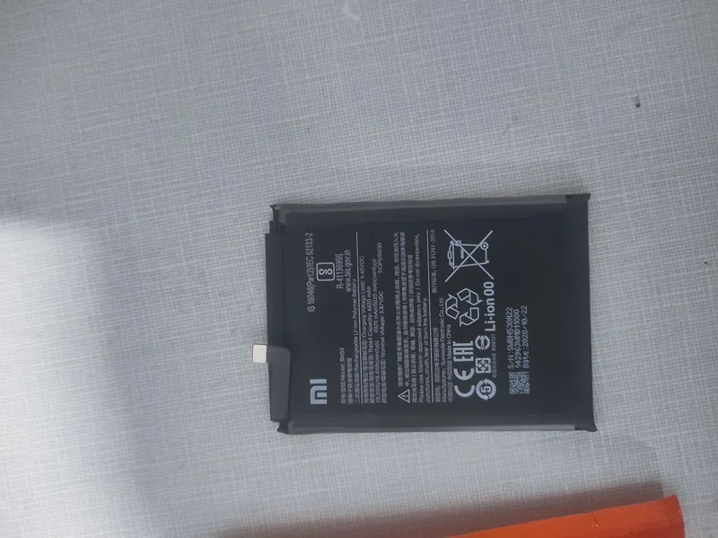 Xiaomi batareykasi pachti yangi 5020mAh — фото 1