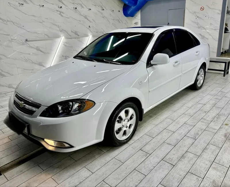 Продаю свою Lacetti 2022 г ноябрь. Пробег 20.000 км. Full позиция 2 Продаю свою Lacetti 2022 г ноябрь. Пробег 20.000 км. Full позиция 2