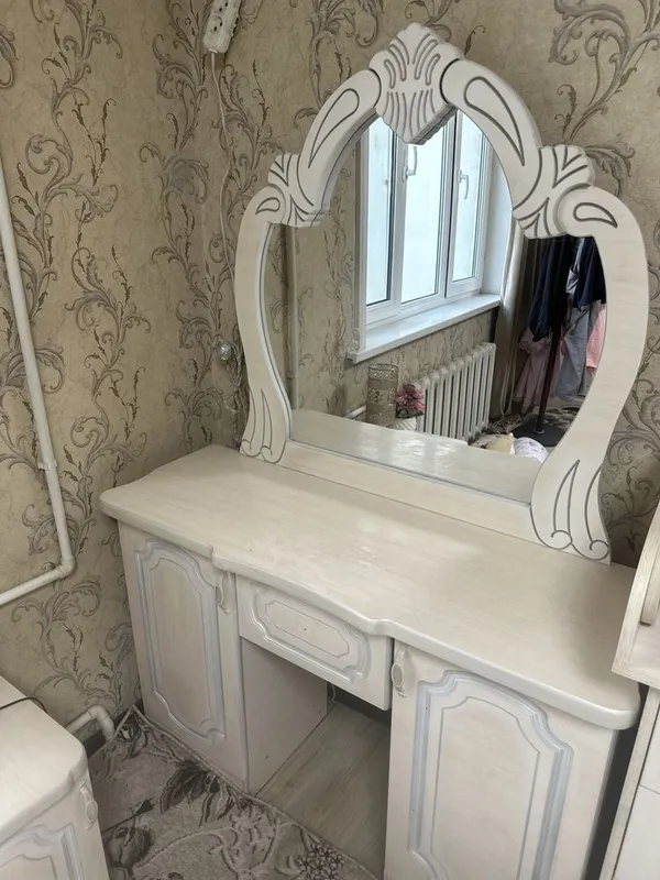 Spalni mebel holati yaxshi 4