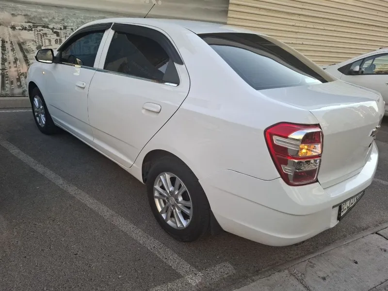 Chevrolet cobalt — фото 2
