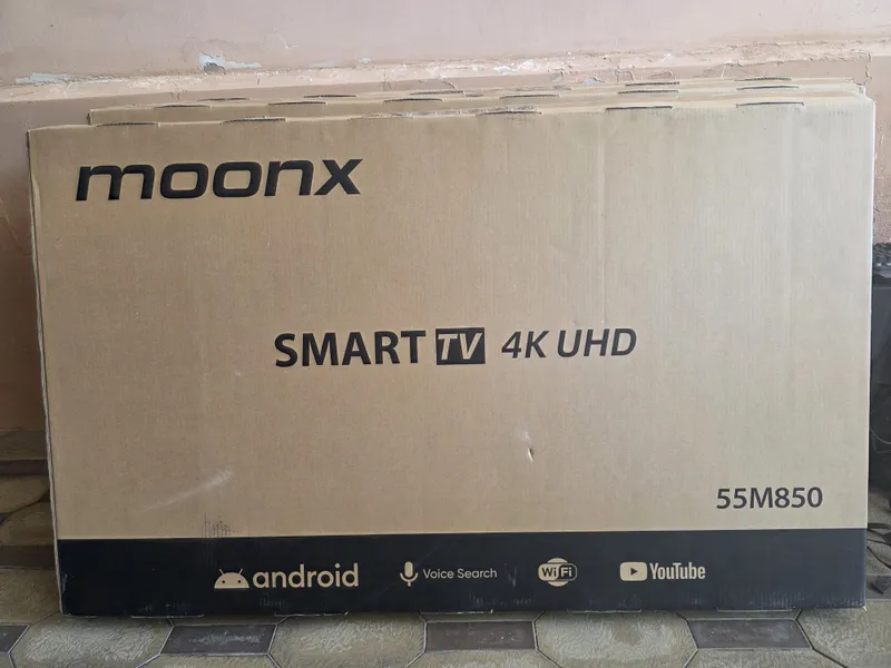 Телевизор MOONX 55 Smart TV android TV. В идеальном состоянии.