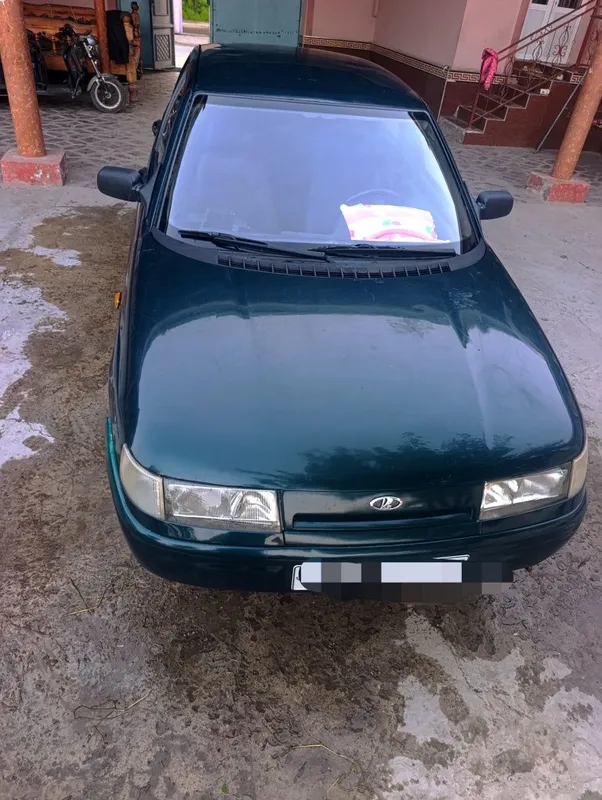 Lada 2110 sotiladi