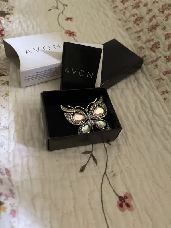 Брошка Avon .ьыьчььчтч — фото 1