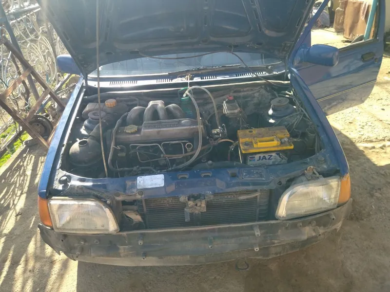 Ford motor sotiladi yoqilgʻi dezil 1.8 — фото 2
