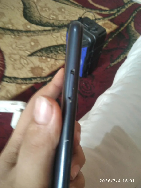 karobka bo telfon nom Redmi 9 4/128 ayb ekran alsg — фото 2