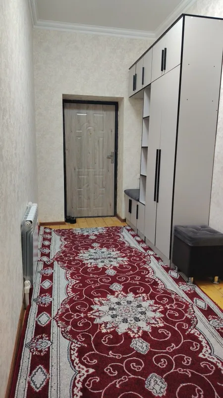 Урганч шахар марказида 2 хонали кв ижарага берилади