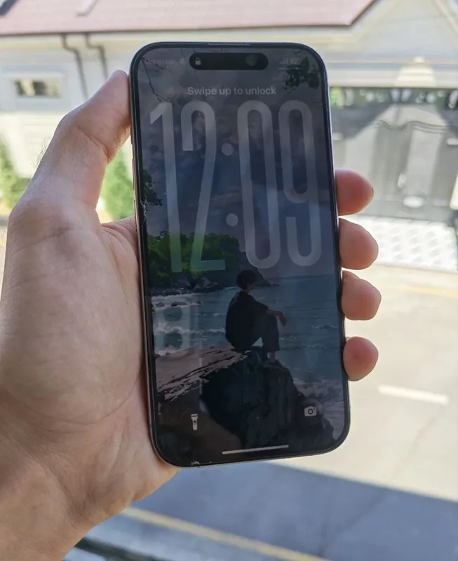 Iphone 15 pro (256gb) 6