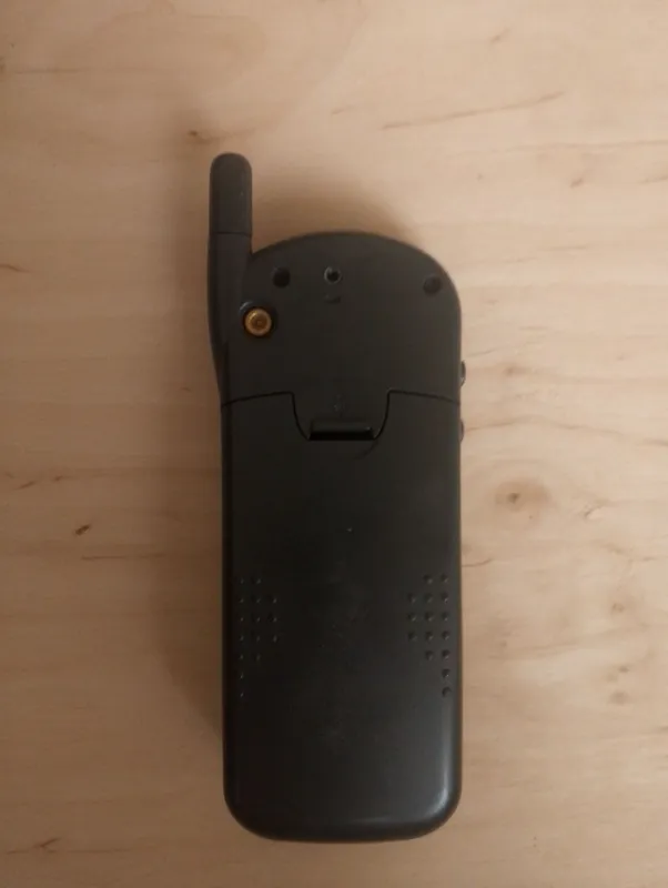 Винтажный мобильный телефон Alcatel One Touch Club — фото 3