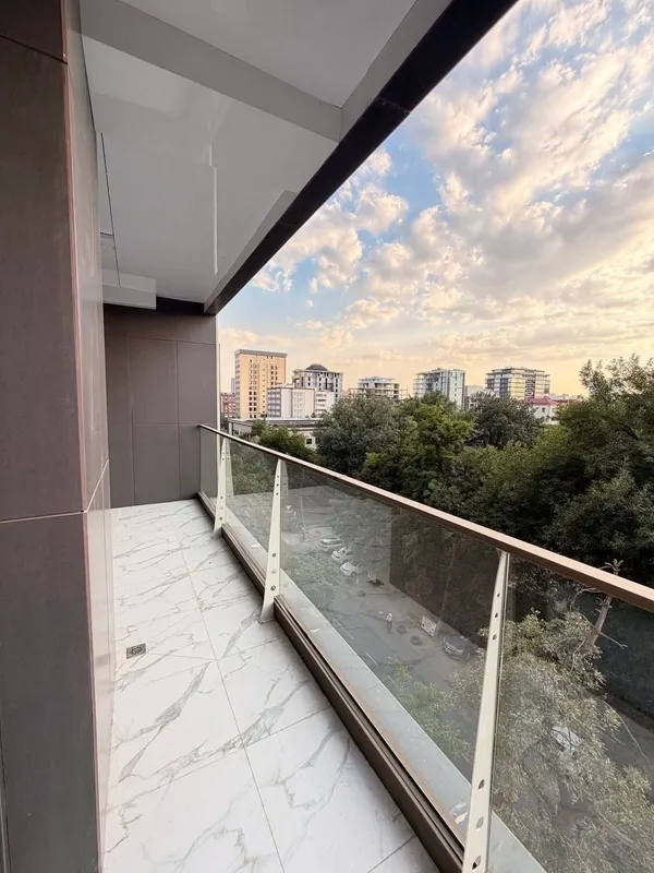 Сдается 3х комнатная ЖК Imperial city club 4