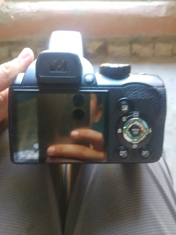 Foto apparat ishlashar zor yangi 4ta batareyali va 4g bita filishkali 4 Foto apparat ishlashar zor yangi 4ta batareyali va 4g bita filishkali 4