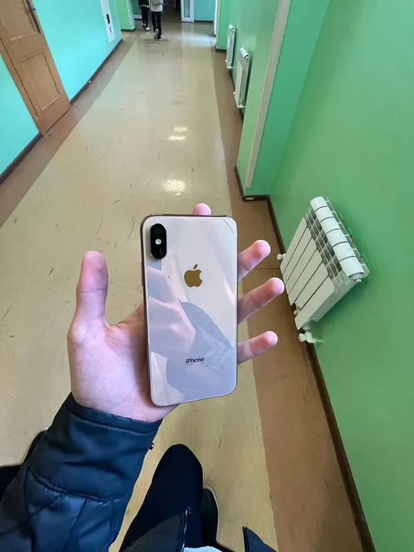 iPhone Xs J/A 64GB 1 iPhone Xs J/A 64GB 1