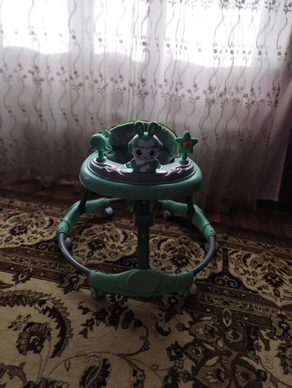 продаётся набор тазиков для купания и ходунок — фото 5